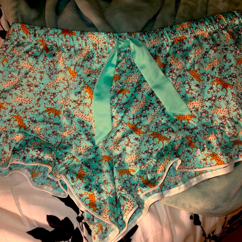 Victoria secret Wild floral sleep shorts